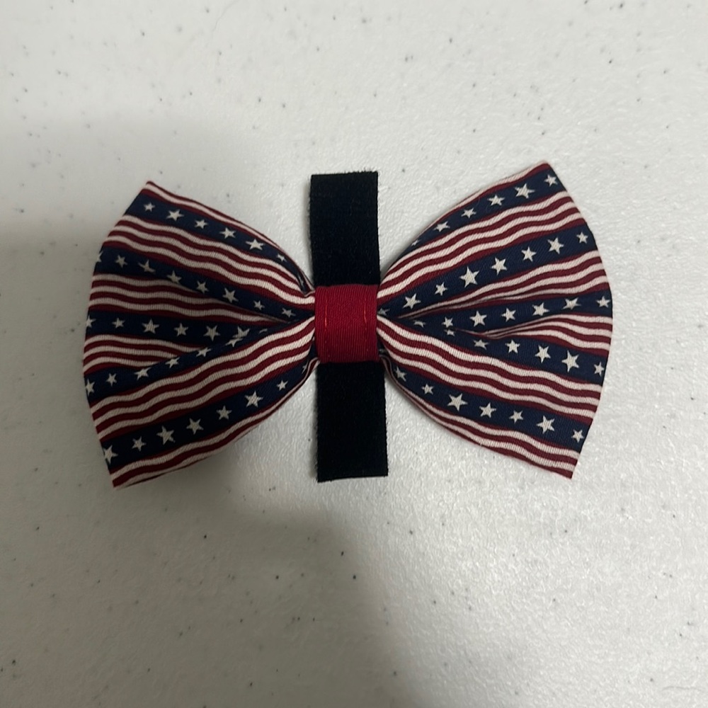 Dog American Bow tie - NEVER WORN